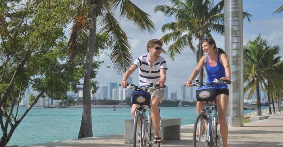 Miami: 2-Hour Art Deco Bike Tour - Casa Casuarina and the drama of Ocean Drive