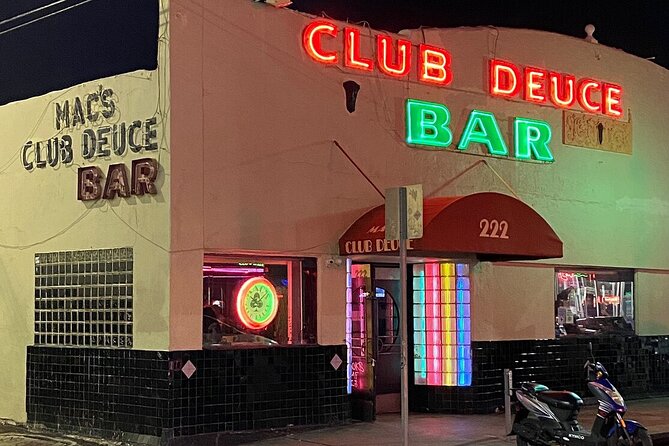 Miami Beach Bar Tour: Art Deco & Neon Lights by Local Historian - Why the guide’s storytelling matters