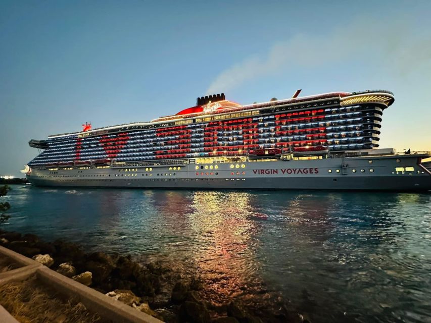 Miami Beach Bar Tour: Art Deco & Neon Lights with Historian - Why this Miami Beach bar tour feels different