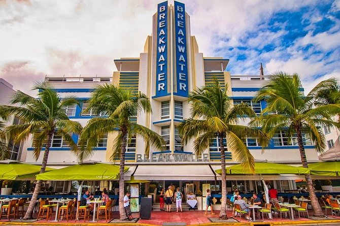 Miami: South Beach Art Deco Walking Tour - Ocean Drive and the famous Art Deco strip