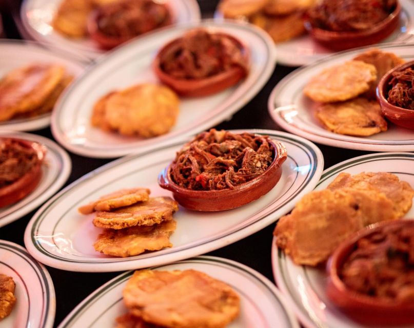 Miami: South Beach Food & Fun Art Deco Walking Tour - The optional drink package at check-in