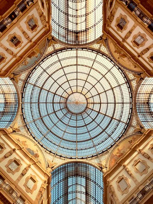 Milan: Guided Dog-Friendly Tour, From Gothic to Eclectic - From Ospedale Maggiore to the University of Milan