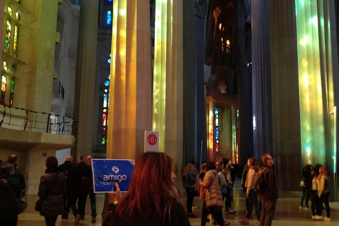 Montserrat Monastery and Sagrada Familia Tour with Liquor Tasting - Guides and group size
