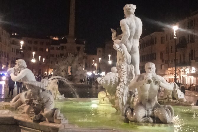 Moonlight Walking Tour in the Heart of the Imperial & Baroque Rome - Piazza Venezia links modern Rome to the ancient city