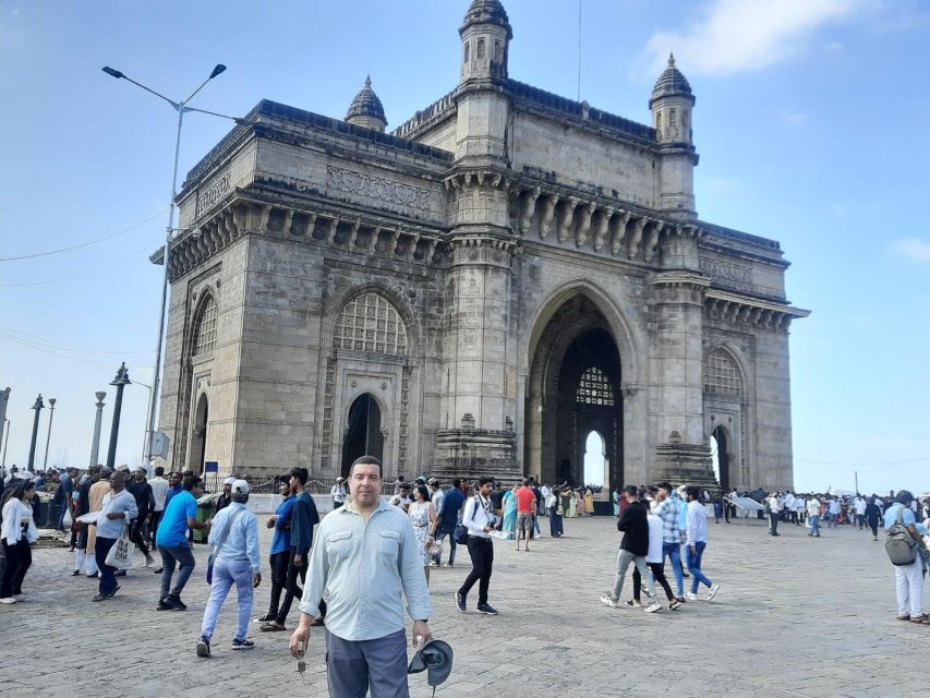 Mumbai: Story of Mumbai through its architecture - David Sassoon Library and Elphinstone College