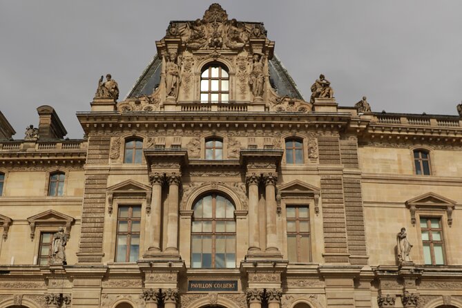 Neoclassical Paris Architecture 2-Hour Private Walking Tour - Starting at Palais Brongniart