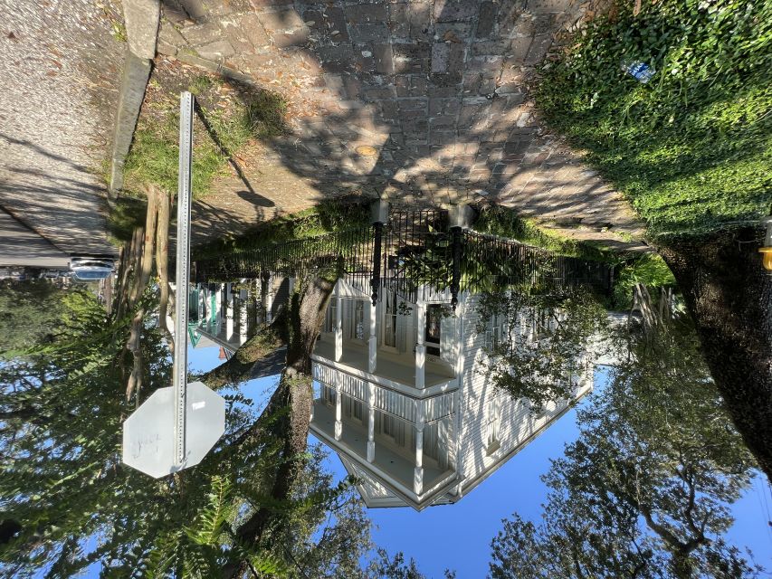 New Orleans : Garden District Architecture Walking tour - Anne Rice and the literary side of the district