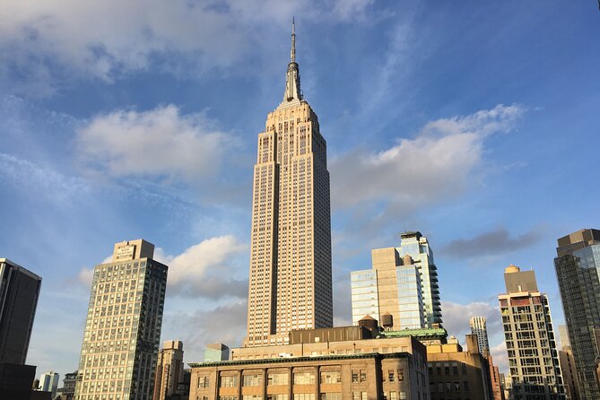 New York Midtown South Art and Architecture Tour - What the guide and group size add