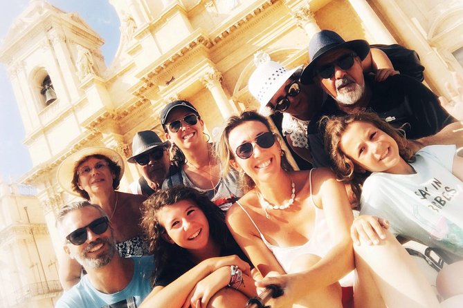 Noto Baroque Masterpieces: small-group tour (max 6 Guests) - Palazzo Nicolaci and the art of the facade