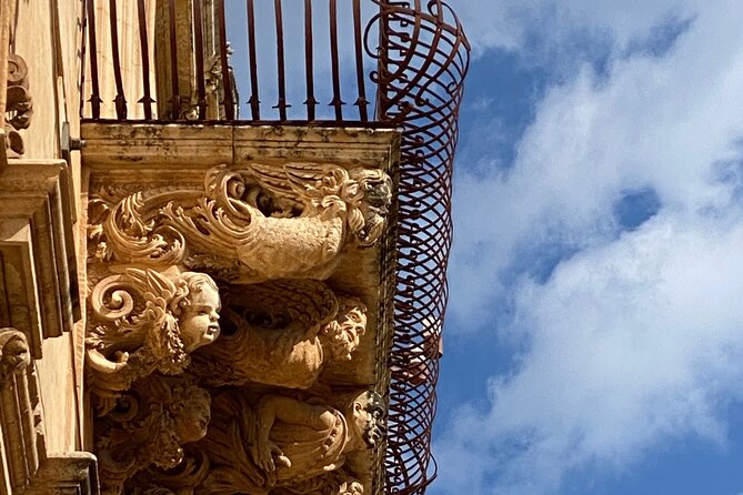 Noto Baroque Masterpieces: small-group tour (max 6 Guests) - Trompe-l’oeil at San Carlo Borromeo