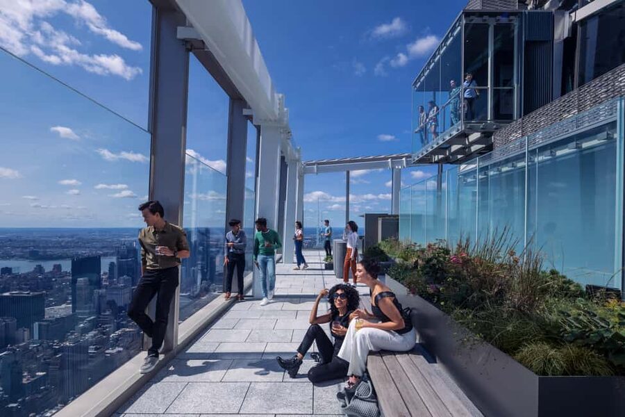 NYC: Midtown Architecture Tour & SUMMIT One Vanderbilt - Who will get the most from this Midtown combination