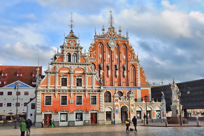 Old Town And Art Nouveau Walking Tour Of Riga - Latvian National Opera and the shift in style