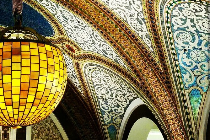 Original Chicago Architecture Interiors Tour: Dazzling Interiors - What the guides add to the walk