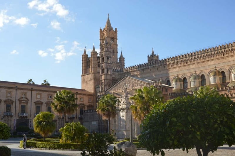 Palermo: Art and Architecture Walking Tour - Teatro Massimo and Palermo’s grand opera tradition