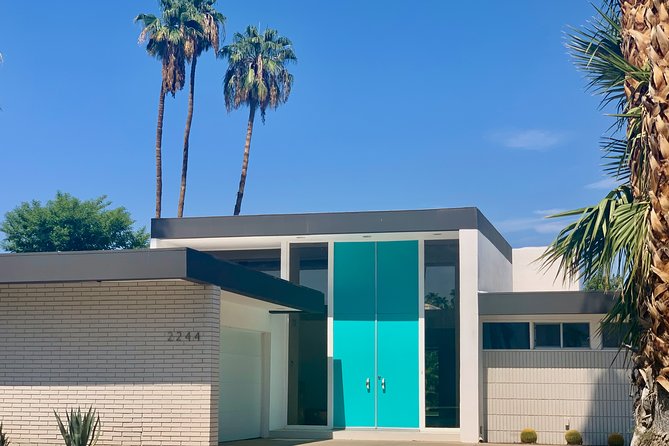 Palm Springs Modernism Architecture & History Bike Tour - Indian Canyons Golf Resort and the final hour