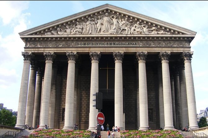Paris Art Nouveau Private Tour - Starting at the Eiffel Tower, 15 minutes of context
