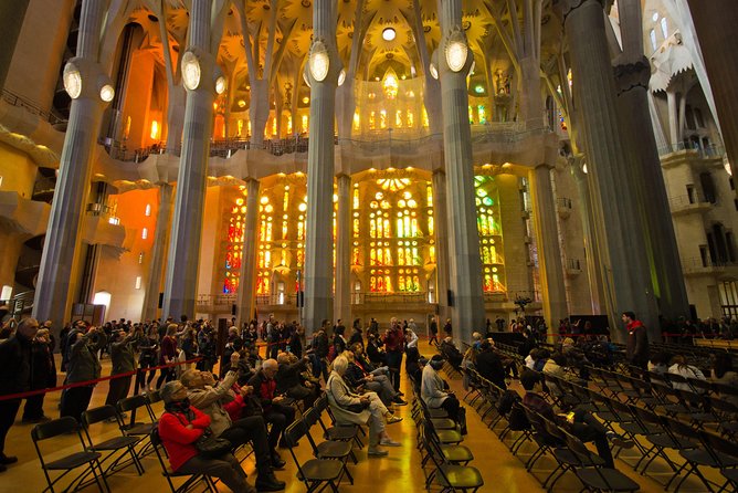 Park Guell and Sagrada Familia Private Tour - The transfer to Park Güell