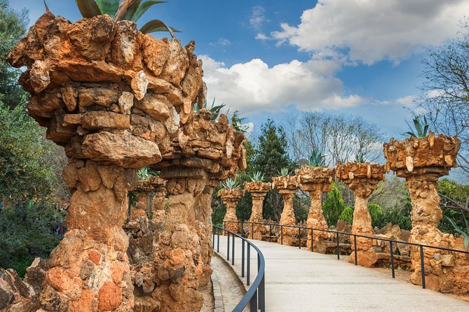 Park Guell and Sagrada Familia Tour in Barcelona - Cancellation and final booking advice