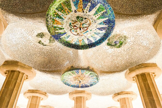 Park Guell and Sagrada Familia Tour with Skip the Line Tickets - Sagrada Família, from stone facades to colored light