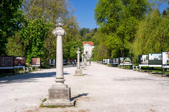 Plečnik's Ljubljana -UNESCO heritage- A walk among architect Plecnik's creations - Shoemaker’s Bridge and Plečnik’s river details