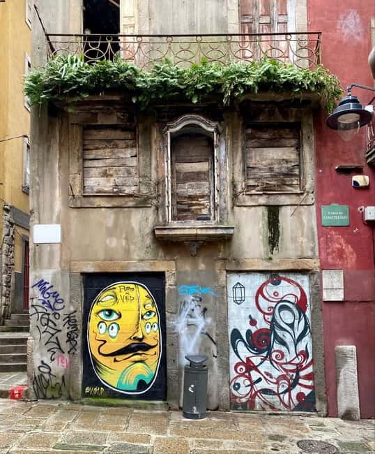 Porto Tour: Street Art & Architecture Experience 3h - What the three-hour format does well