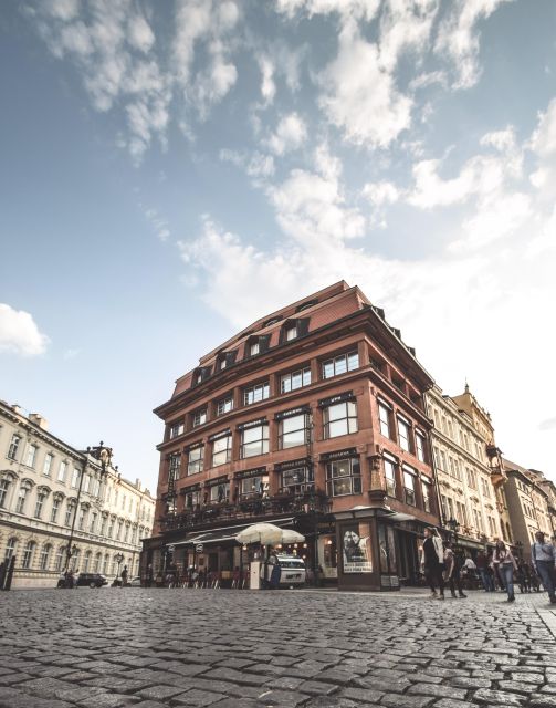 Prague: Private Prague Art Nouveau and Cubism Tour - Municipal House and the high point of Art Nouveau