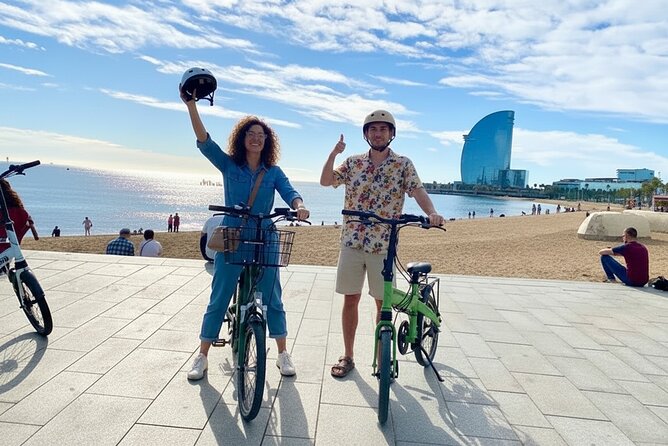 Private Barcelona Bike Highlights & Sagrada Familia - Sagrada Familia: the main event