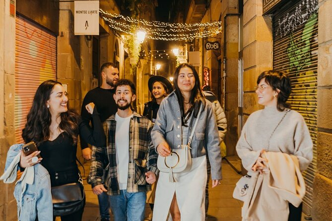 Private Barcelona Highlights: Gothic Quarter with a Local Guide - Plaça del Rei and the royal center