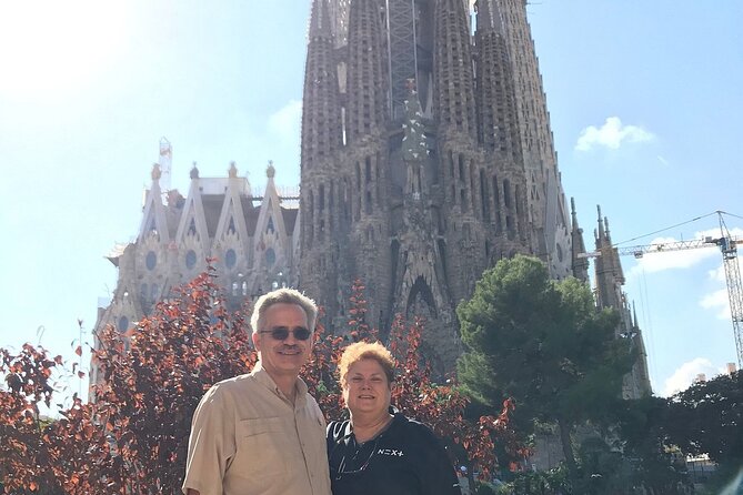 Private Barcelona Highlights: Gothic Sagrada Familia & Park Güell - Key points at a glance