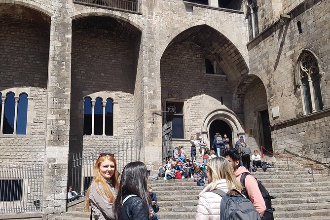 Private Barcelona Old Town and Gothic Quarter Walking Tour - Ciutat Vella and the first Roman clues