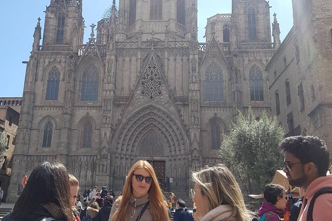 Private Barcelona Old Town and Gothic Quarter Walking Tour - Barcelona Cathedral and the city’s religious center