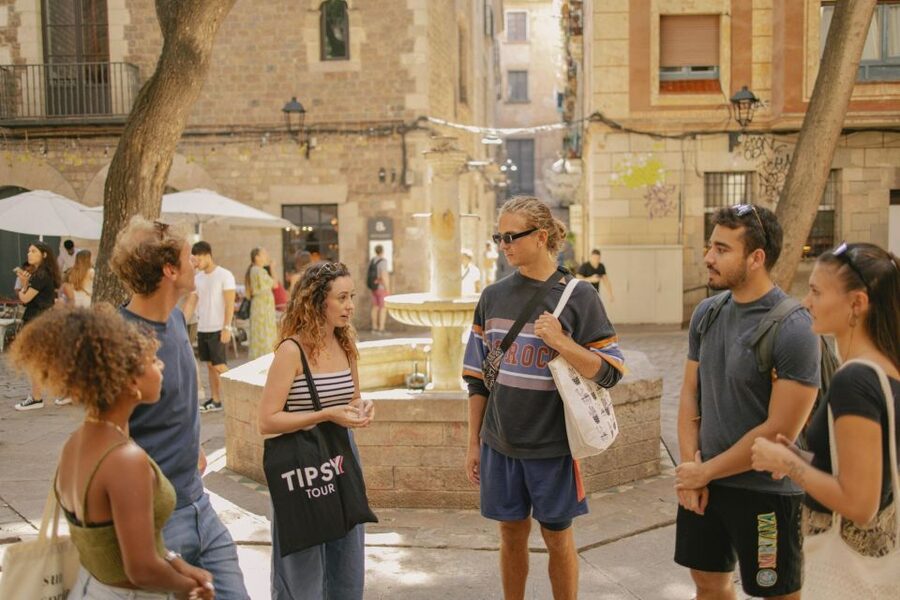 Private Barcelona Walk: Roman Roots & Gothic Quarter Gems - Starting with Barcino and Els Quatre Gats