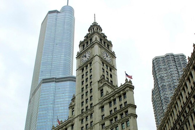 Private Chicago Architecture Tour - Why a private Chicago architecture tour works well