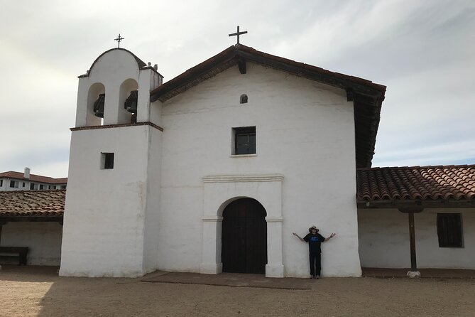 Private Santa Barbara History and Architecture Walking Tour - Ending at El Cuartel and the Old Presidio Quarter