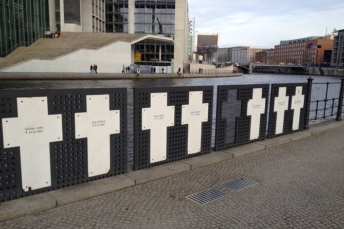 Private Taxi Tour of City East History and Architecture 2-3h - Jewish Berlin and Hackescher Markt