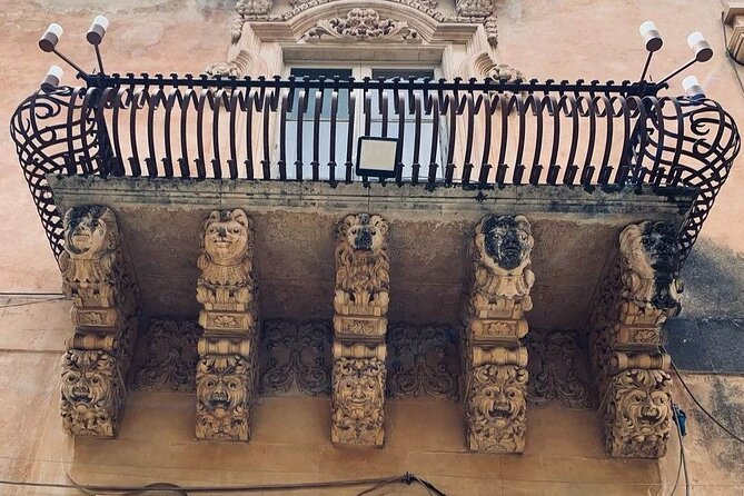 Private Tour of the Baroque Cities Eastern Sicily DA Catania - Modica, churches, and the taste of chocolate