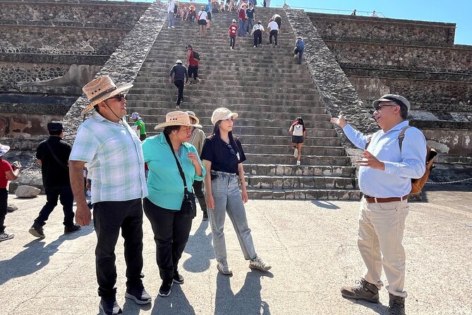 Private Tour to Teotihuacan with Architect from CDMX - Why an architect changes the way you see Teotihuacan