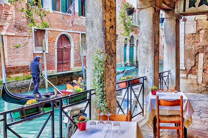 Private Tour: Venice Art and Architecture Walking Tour - Price and practical value at $343.17 per person
