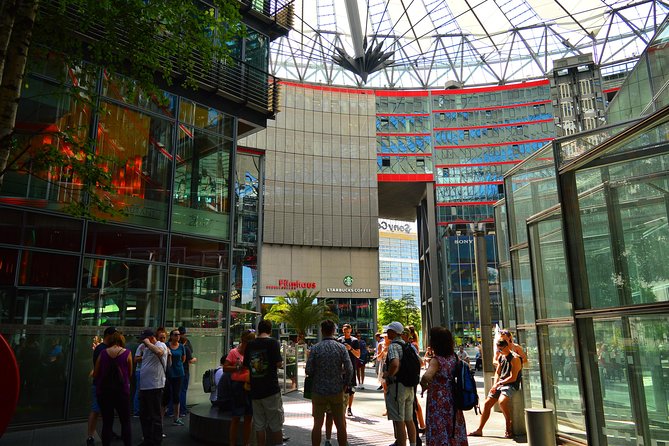 Private walking Tour: Berlin Architecture Tour - Potsdamer Platz and the city rebuilt from a blank space