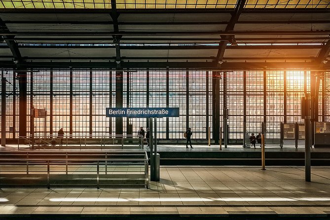 Private walking Tour: Berlin Architecture Tour - Kreuzberg, Friedrichshain, and the Berlin Wall’s everyday side