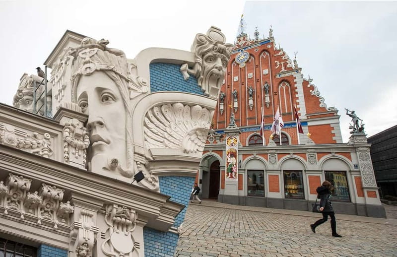 Riga's Old Center and Art Nouveau Tour - Two Riga stories in one three-hour walk