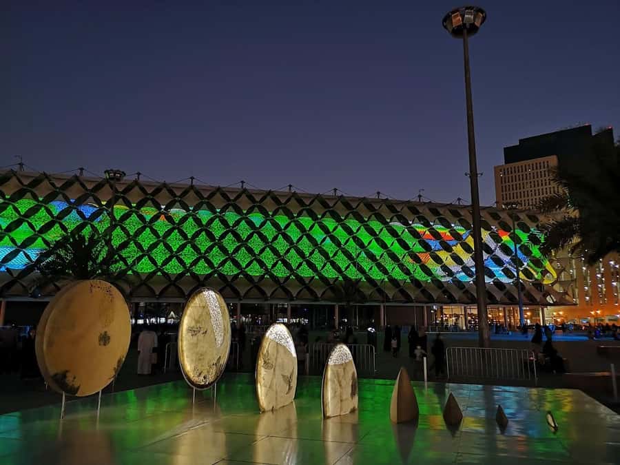 Riyadh: King Fahad National Library Guided Tour - Practical tips for getting the most from the visit
