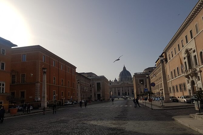 Rome Baroque: Fountains and Squares Private Walking Tour - The Pantheon, Rome’s ancient survivor