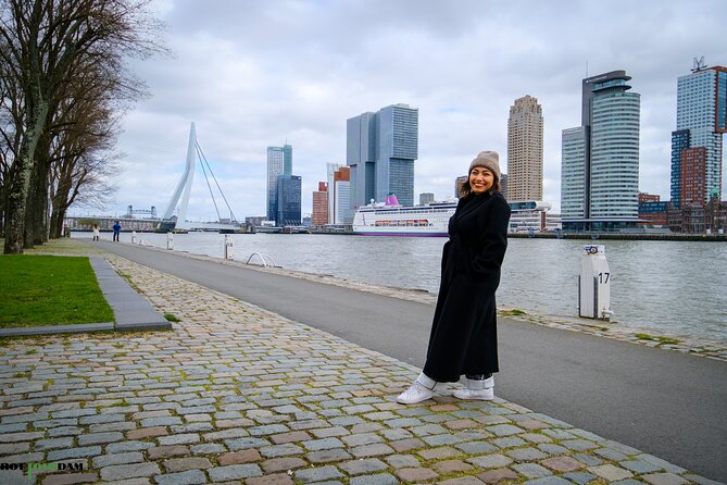 Rotterdam Walk: Hilights, Gems, Architecture & WWII | 2 or 3hrs - The Destroyed City at Square 1940