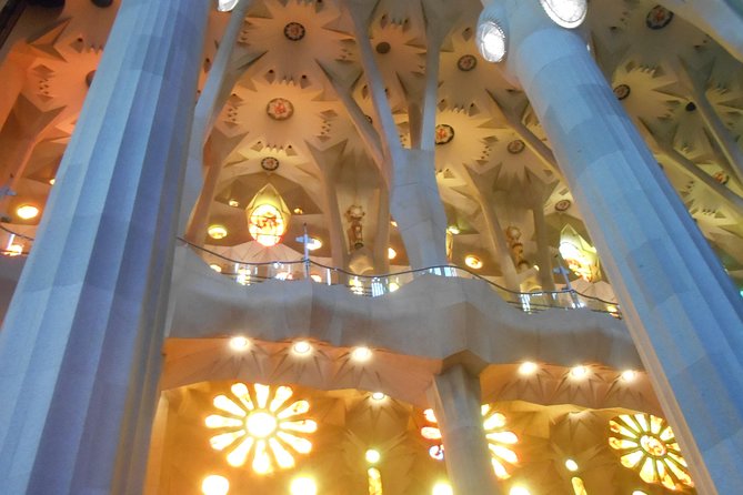 Sagrada Familia and Barcelona Highlights: Private Guided 4-Hour Driving Tour - Inside the Sagrada Família for About Two Hours