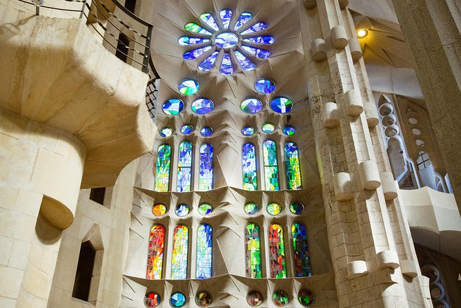 Sagrada Familia Express Private Guided Tour - A family-friendly option with a scavenger hunt