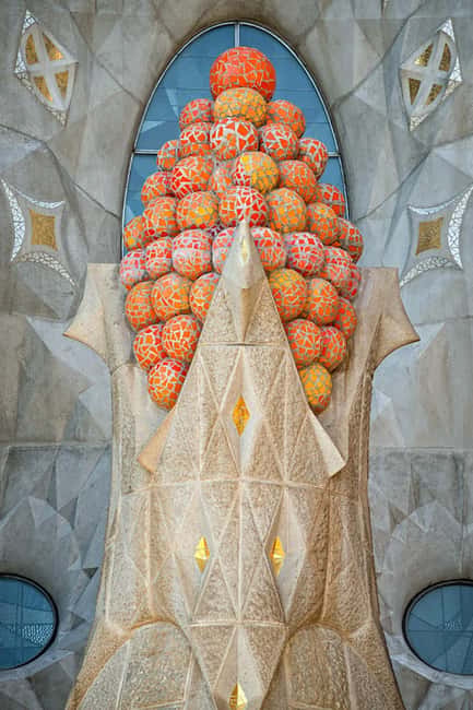 Sagrada Familia Exterior: The Secrets of the Facades - Key points to know before booking