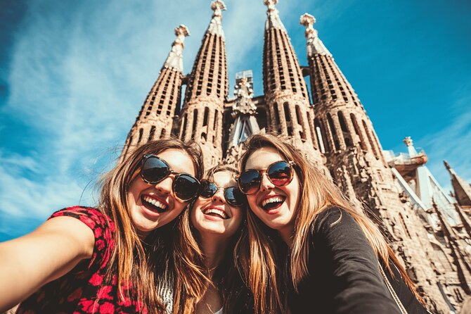 Sagrada Familia External Audio Tour - The 3 Iconic Facades - Why the three façades make a useful Sagrada Família tour