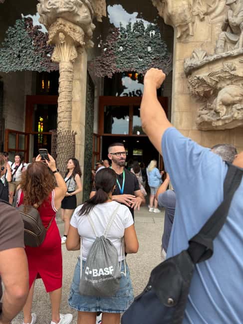 Sagrada Familia Guided Tour - Inside the basilica, where daylight becomes the spectacle