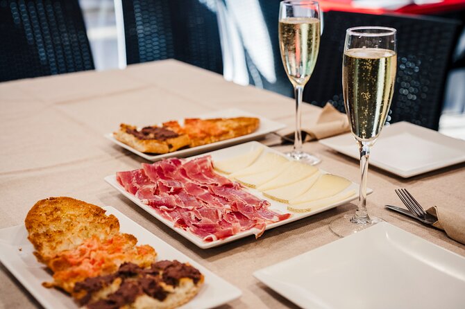 Sagrada Familia Jamon & Tapas Tasting Experience - Why the menu works after sightseeing